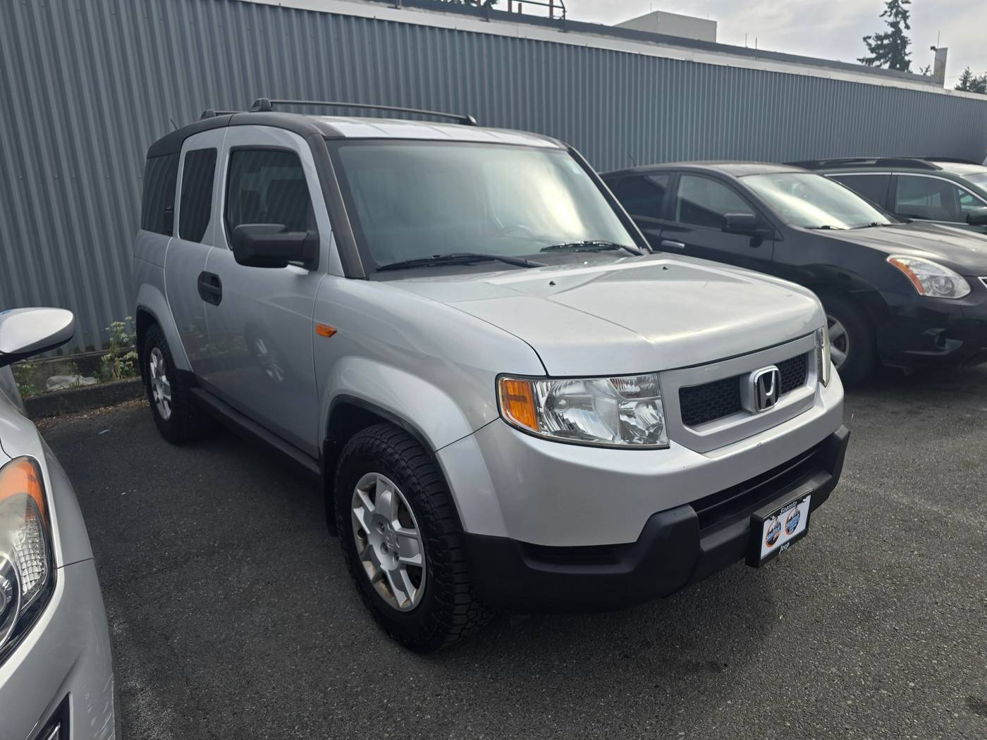 2009 Honda Element LX — SUV — 124,311 mi — Seattle, WA