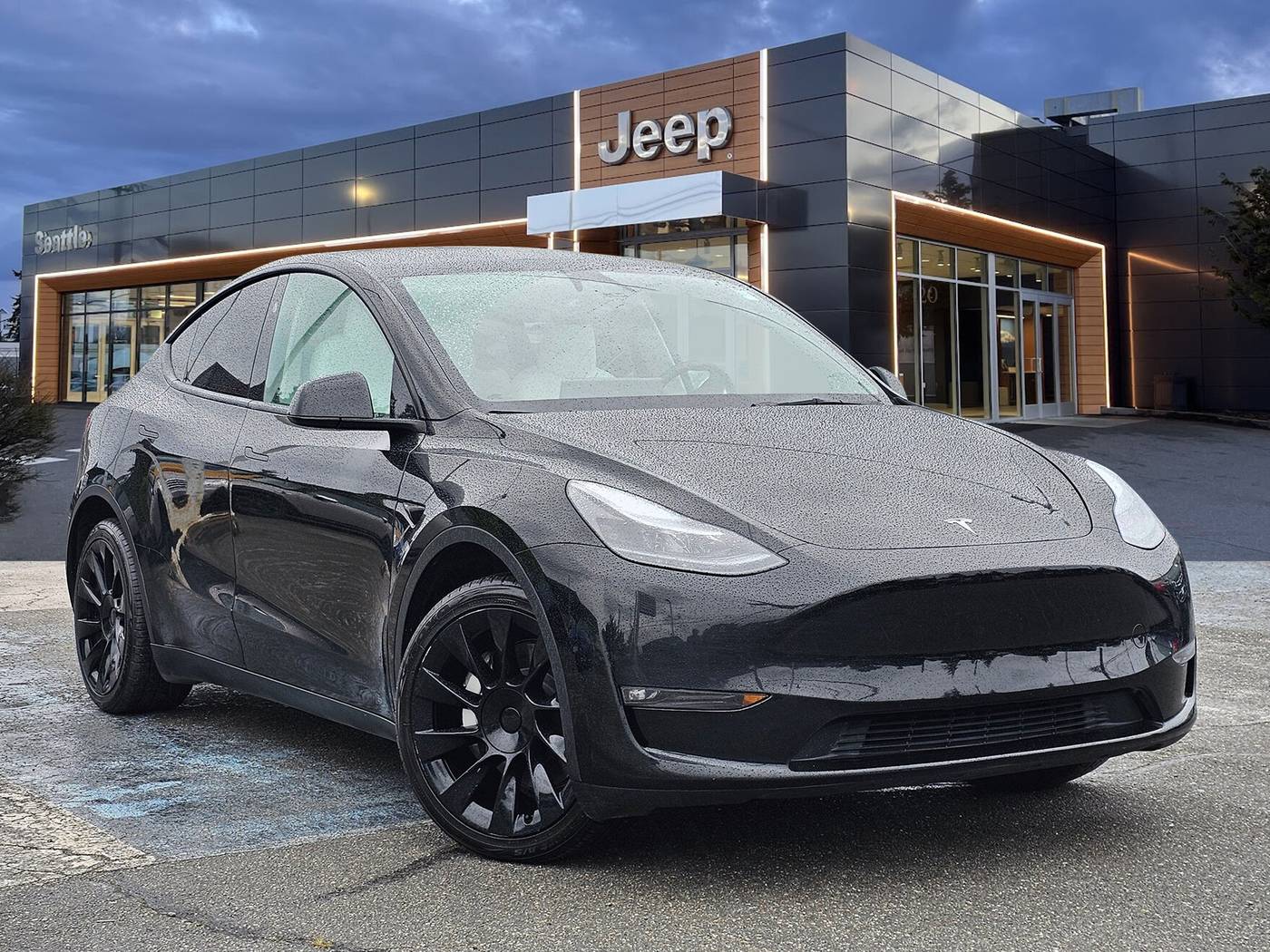 2023 Tesla Model Y Long Range — SUV — 29,826 mi — Seattle, WA
