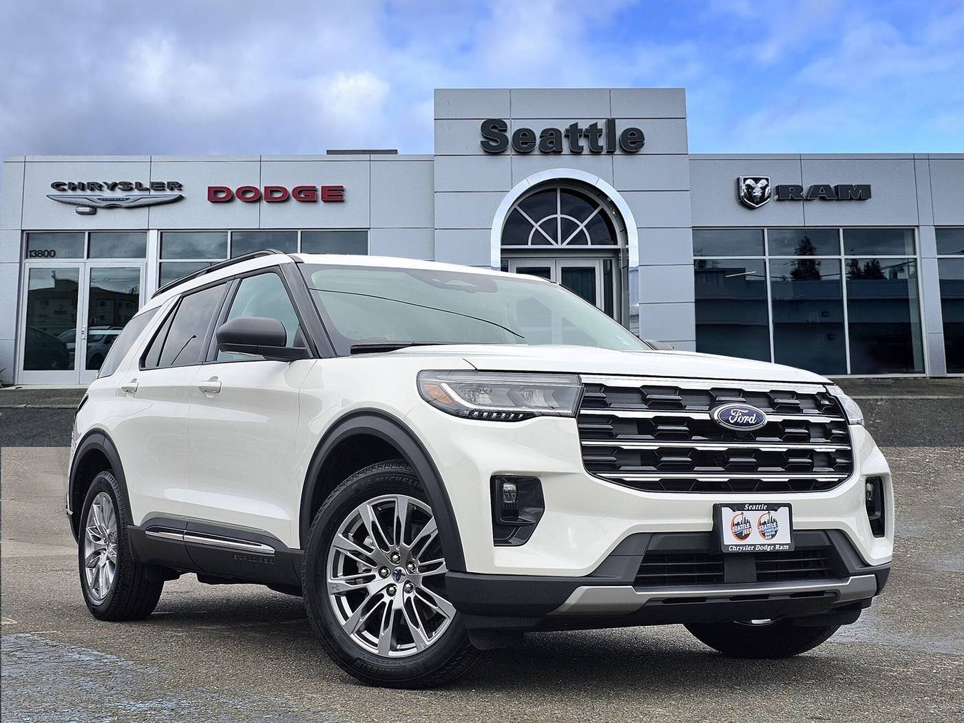 2025 Ford Explorer Active — SUV — 3,619 mi — Seattle, WA