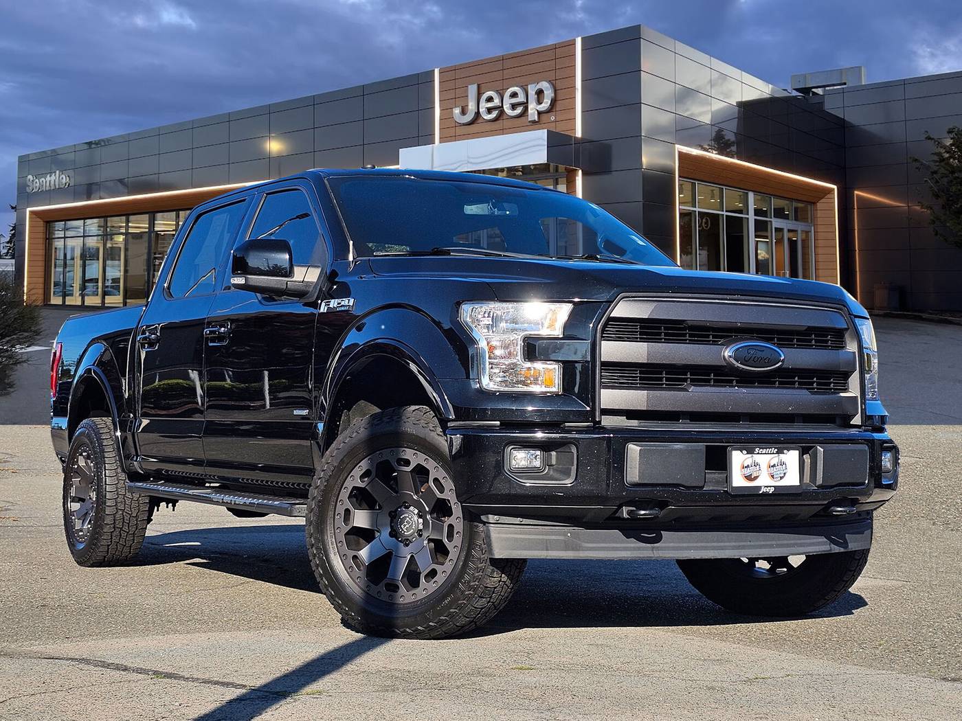 2017 Ford F-150 Lariat — Pickup Truck — 130,233 mi — Seattle, WA