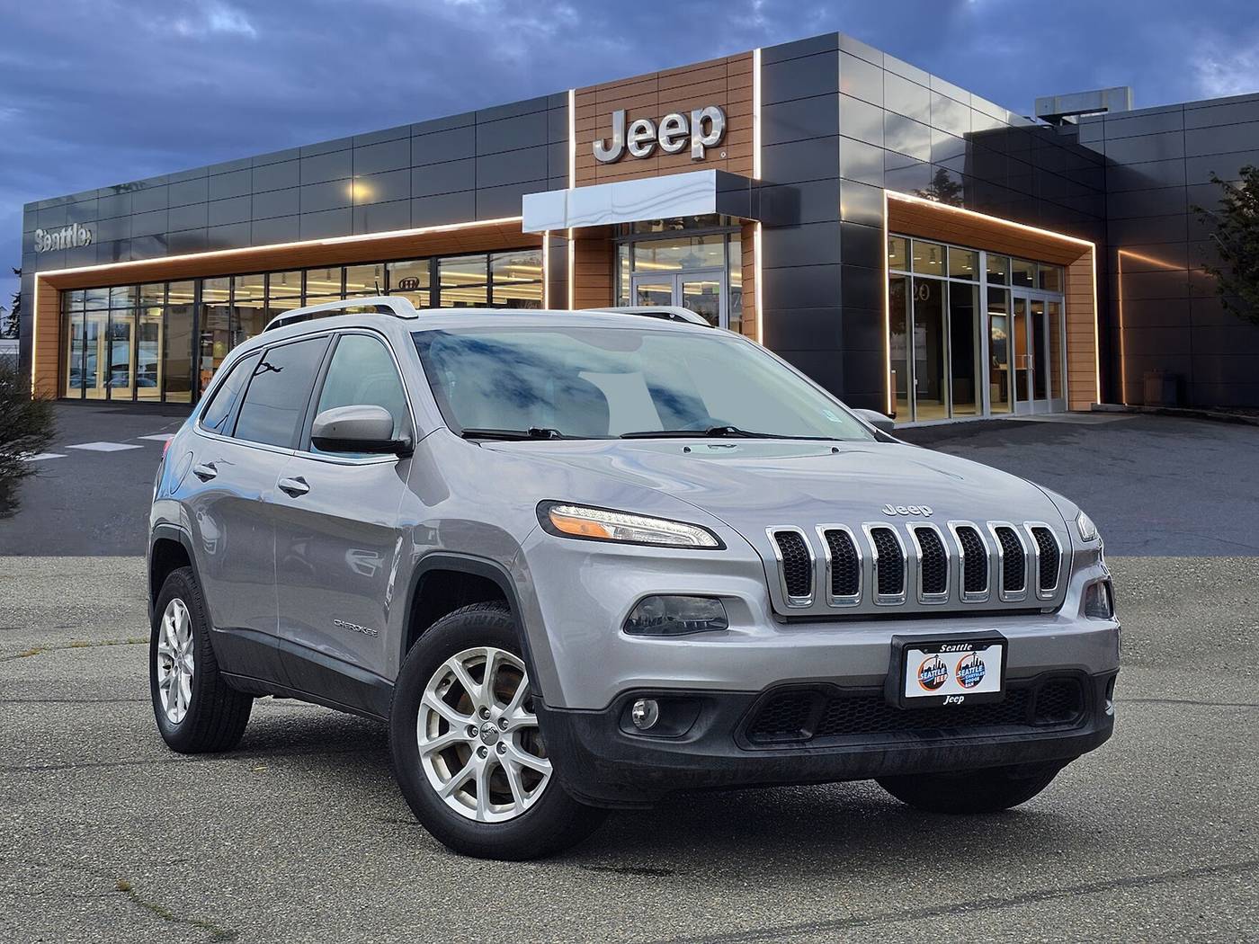 2015 Jeep Cherokee Latitude — SUV — 99,368 mi — Seattle, WA