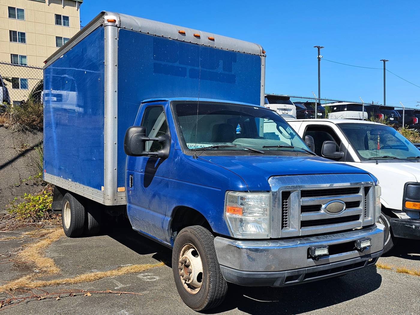 2014 Ford Econoline Commercial Cutaway E-350 — Chassis Cab Truck — 231,297 mi — Seattle, WA