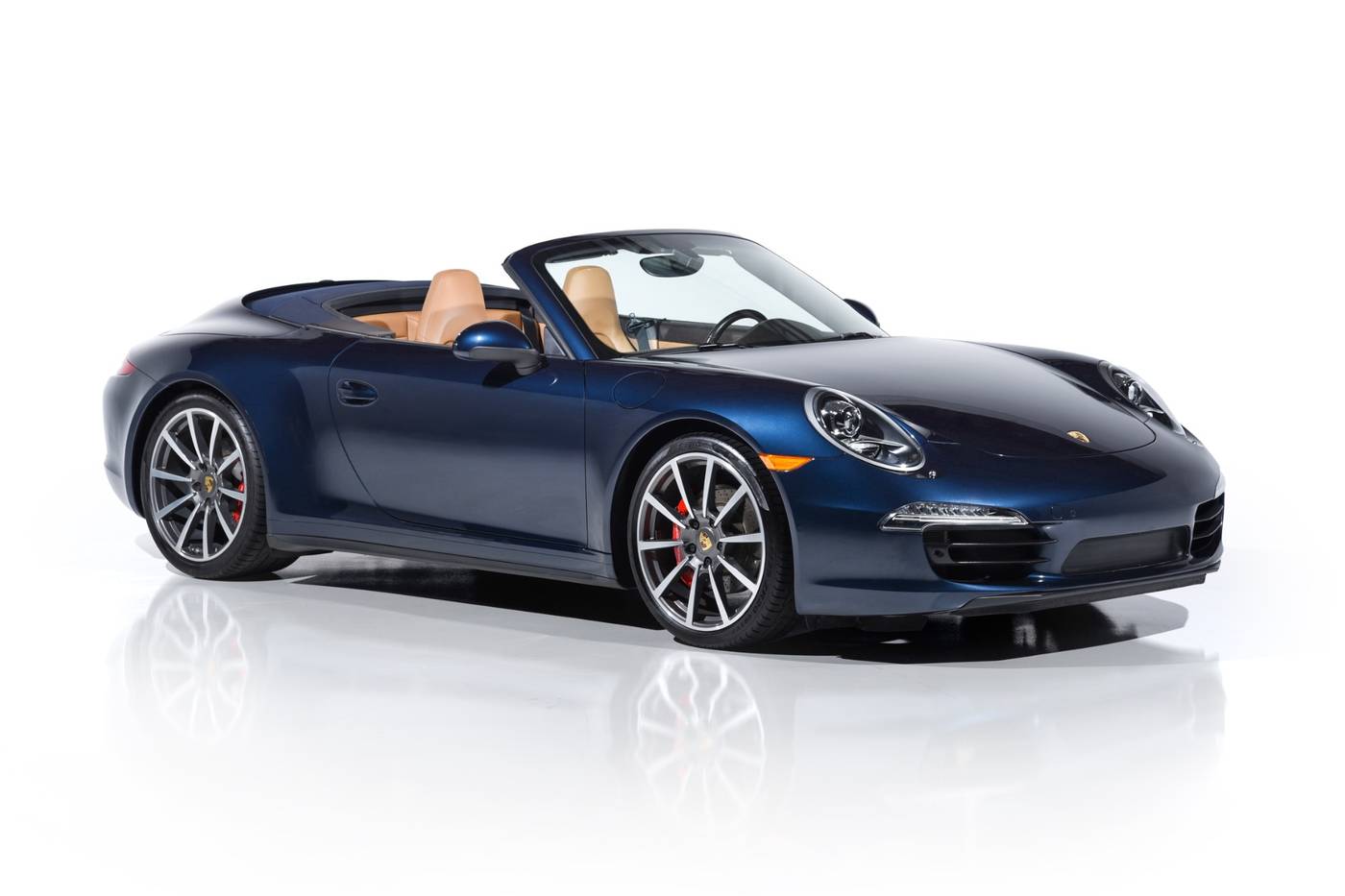 2016 Porsche 911 Carrera 4S — Convertible — 15,513 mi — Farmingdale, NY