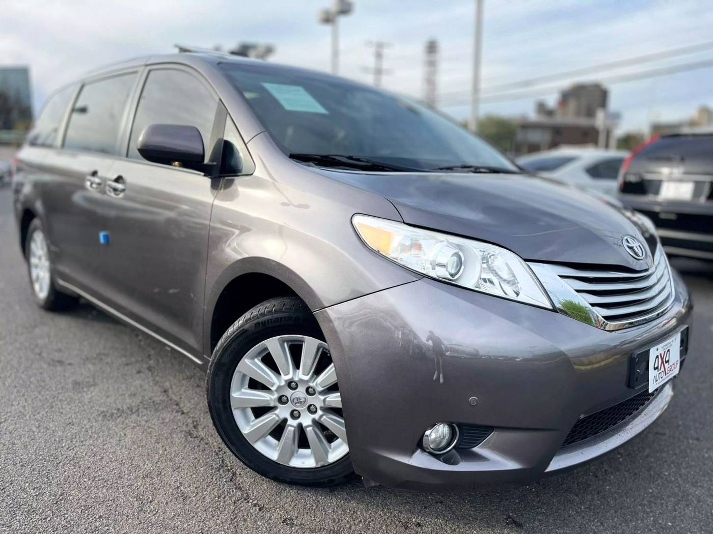 2014 Toyota Sienna Limited — Minivan — 85,483 mi — Vienna, VA