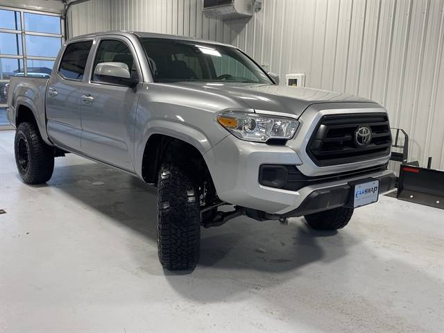 2022 Toyota Tacoma SR — Pickup Truck — 33,852 mi — Tea, SD