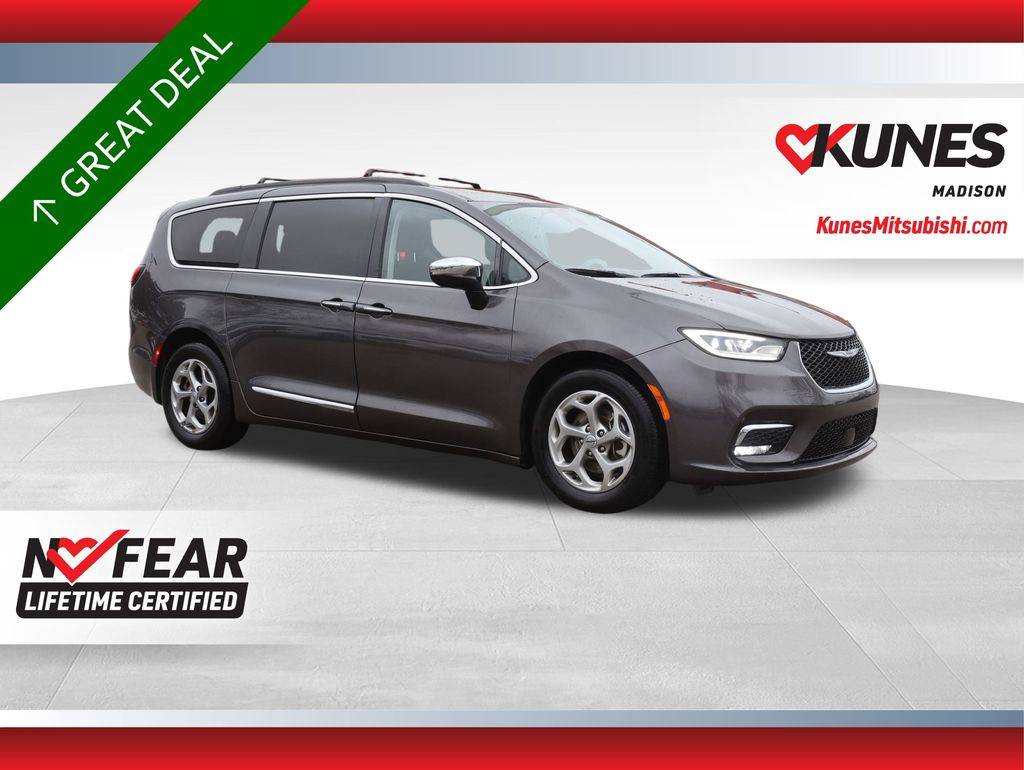 2023 Chrysler Pacifica Limited — Minivan — 75,531 mi — Madison, WI