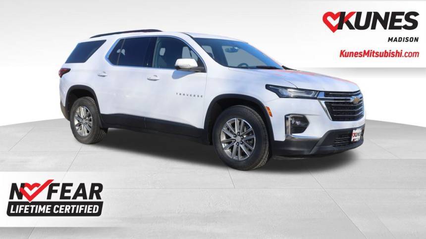2023 Chevrolet Traverse LT Cloth — SUV — 70,258 mi — Madison, WI