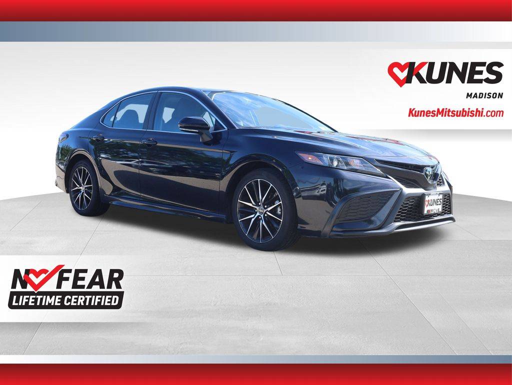 2023 Toyota Camry SE — Sedan — 47,516 mi — Madison, WI