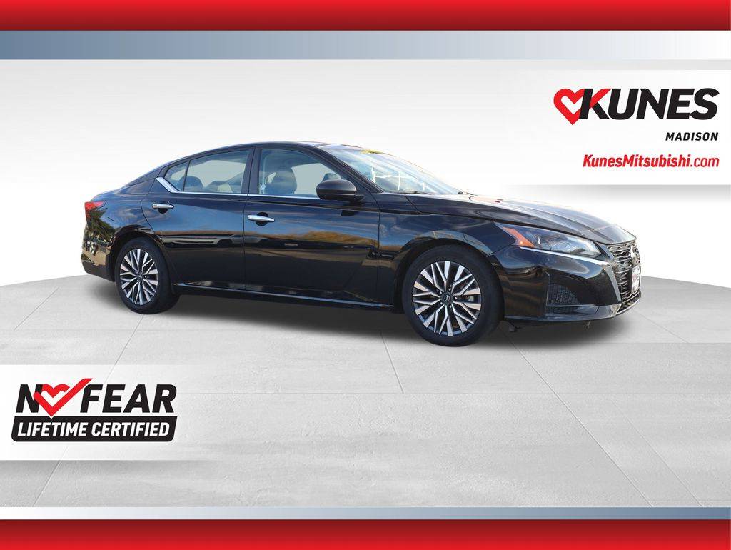 2024 Nissan Altima SV — Sedan — 54,499 mi — Madison, WI