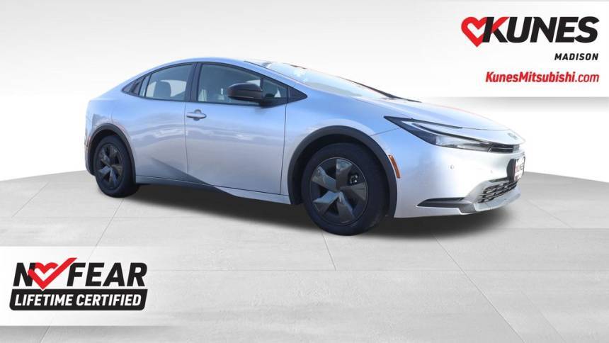 2024 Toyota Prius Limited — Hatchback — 15,906 mi — Madison, WI