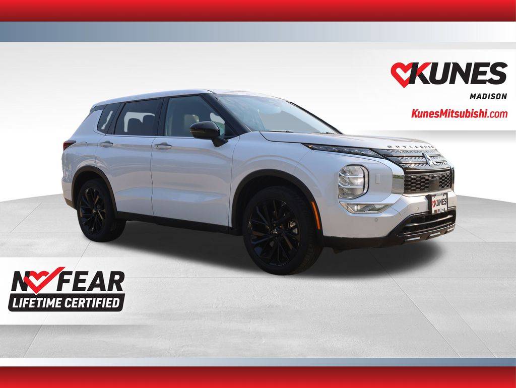 2023 Mitsubishi Outlander SEL Black Edition — SUV — 34,112 mi — Madison, WI