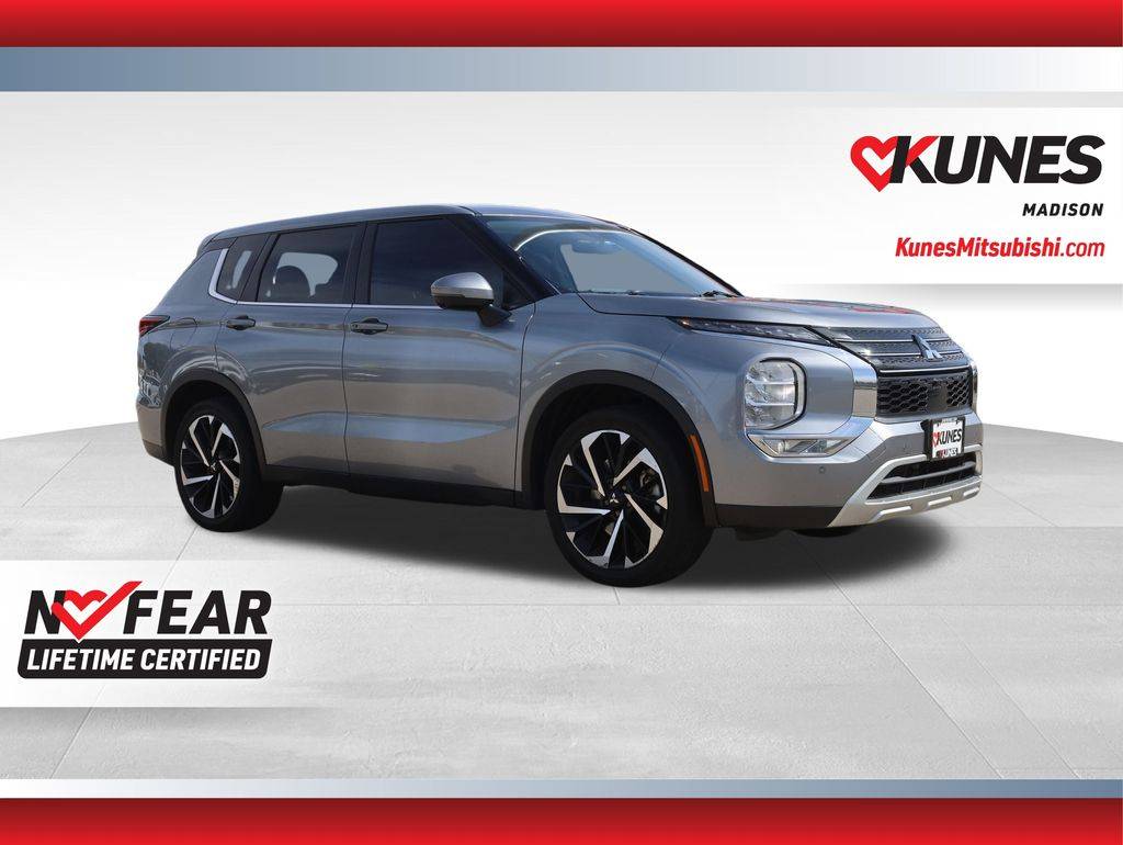 2022 Mitsubishi Outlander SE — SUV — 76,425 mi — Madison, WI