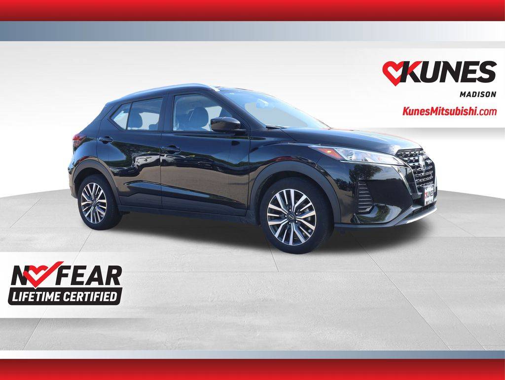 2024 Nissan Kicks SV — SUV — 35,563 mi — Madison, WI
