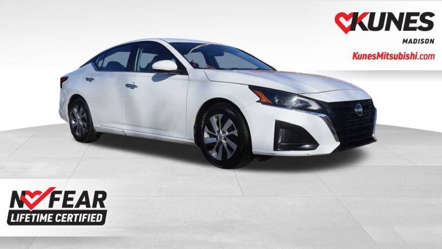 2023 Nissan Altima S — Sedan — 53,404 mi — Madison, WI