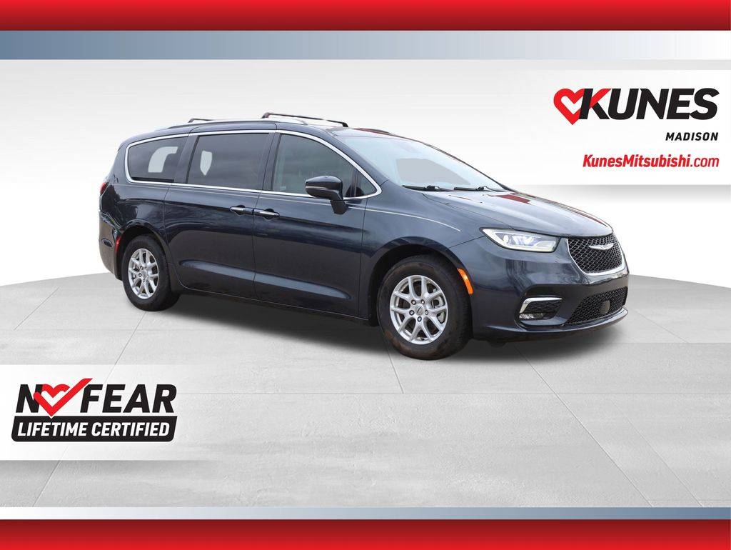 2021 Chrysler Pacifica Touring L — Minivan — 78,588 mi — Madison, WI