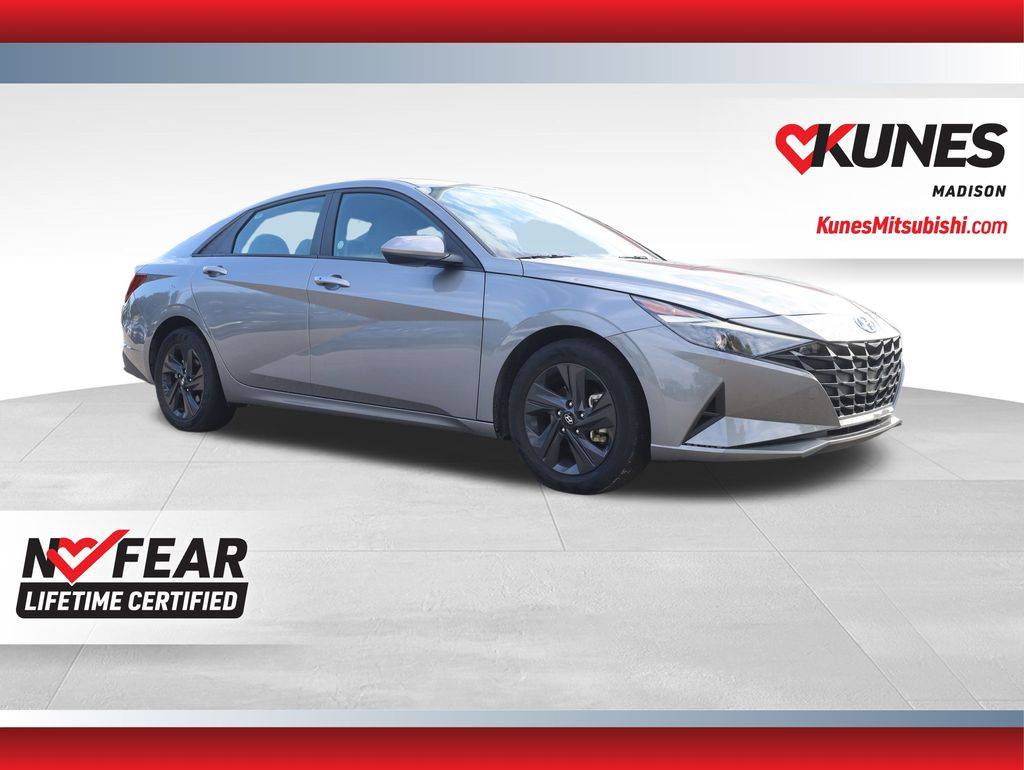 2023 Hyundai Elantra SEL — Sedan — 63,589 mi — Madison, WI