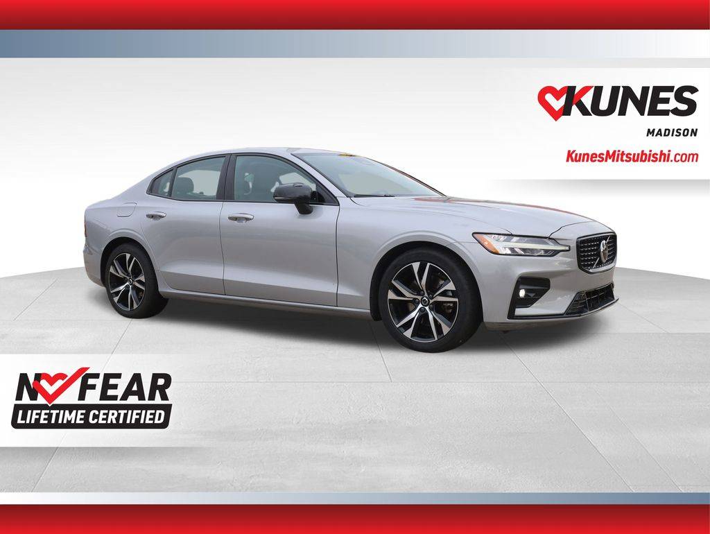 2024 Volvo S60 Core — Sedan — 31,804 mi — Madison, WI
