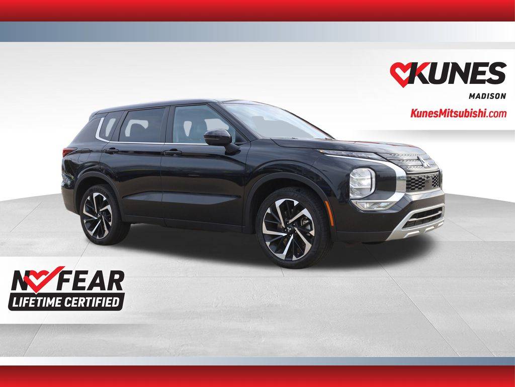 2023 Mitsubishi Outlander SE — SUV — 51,932 mi — Madison, WI