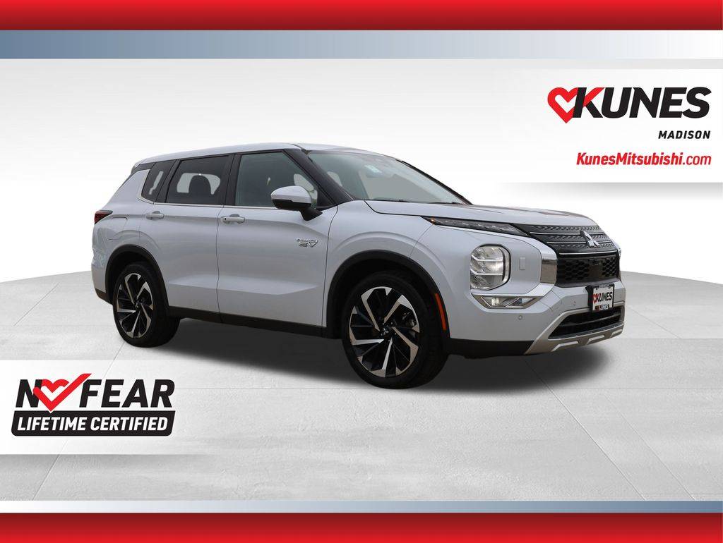 2023 Mitsubishi Outlander Plug-In Hybrid SE — SUV — 64,386 mi — Madison, WI
