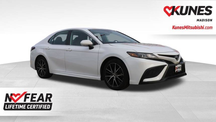 2023 Toyota Camry SE — Sedan — 66,360 mi — Madison, WI