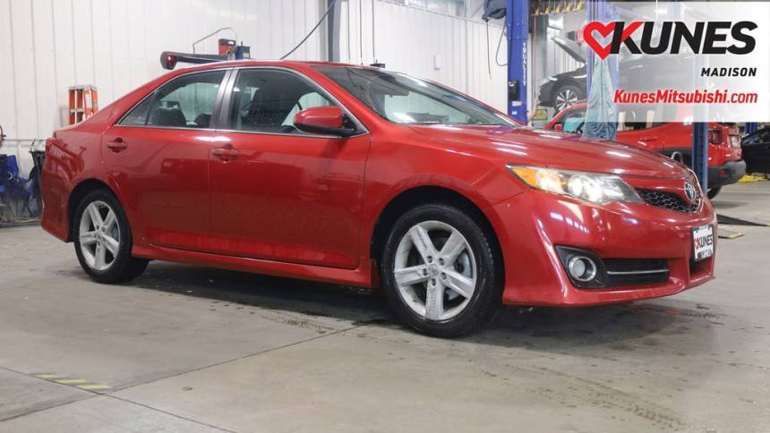 2014 Toyota Camry L — Sedan — 102,004 mi — Madison, WI