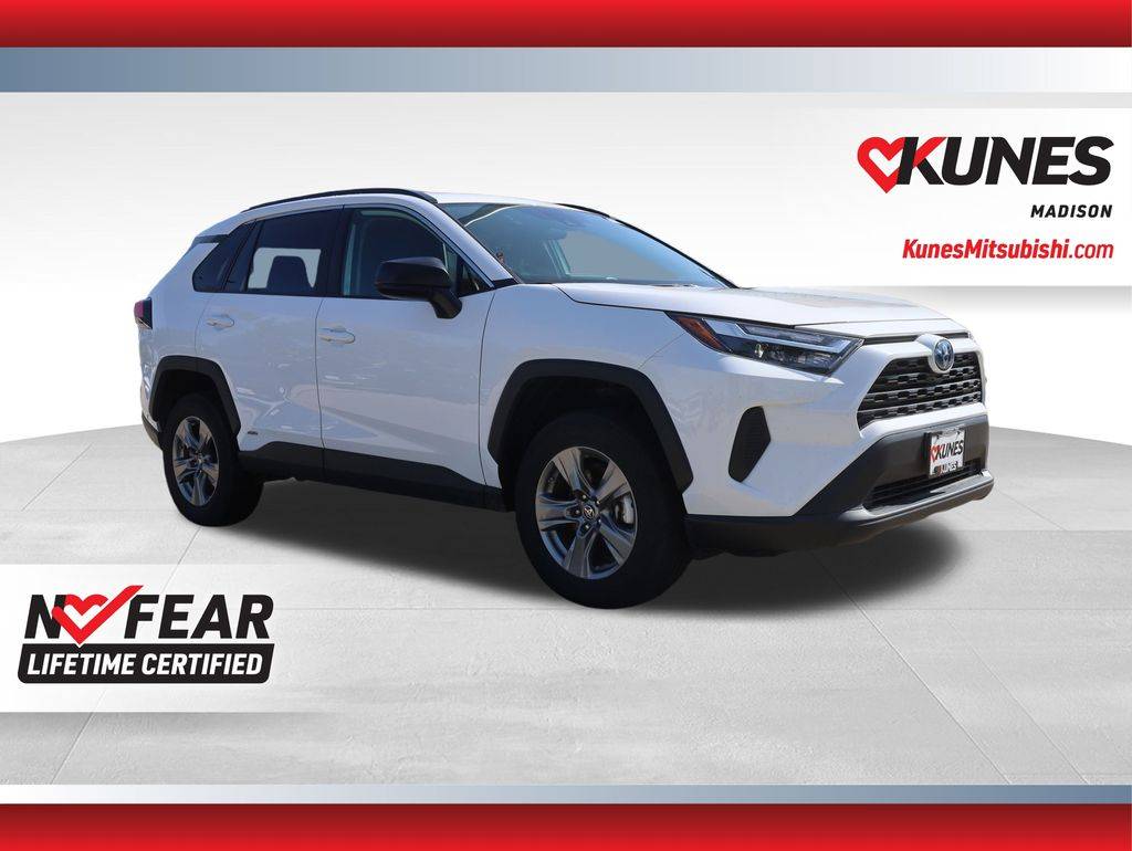 2024 Toyota RAV4 Hybrid LE — SUV — 29,315 mi — Madison, WI