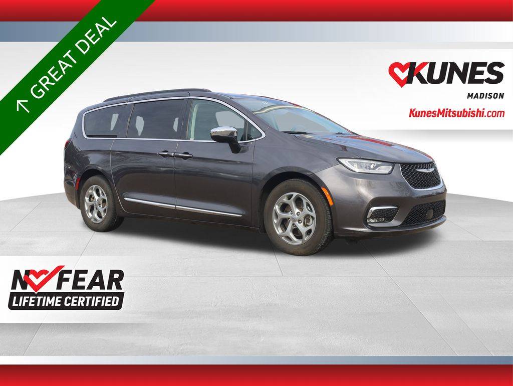 2023 Chrysler Pacifica Limited — Minivan — 63,375 mi — Madison, WI
