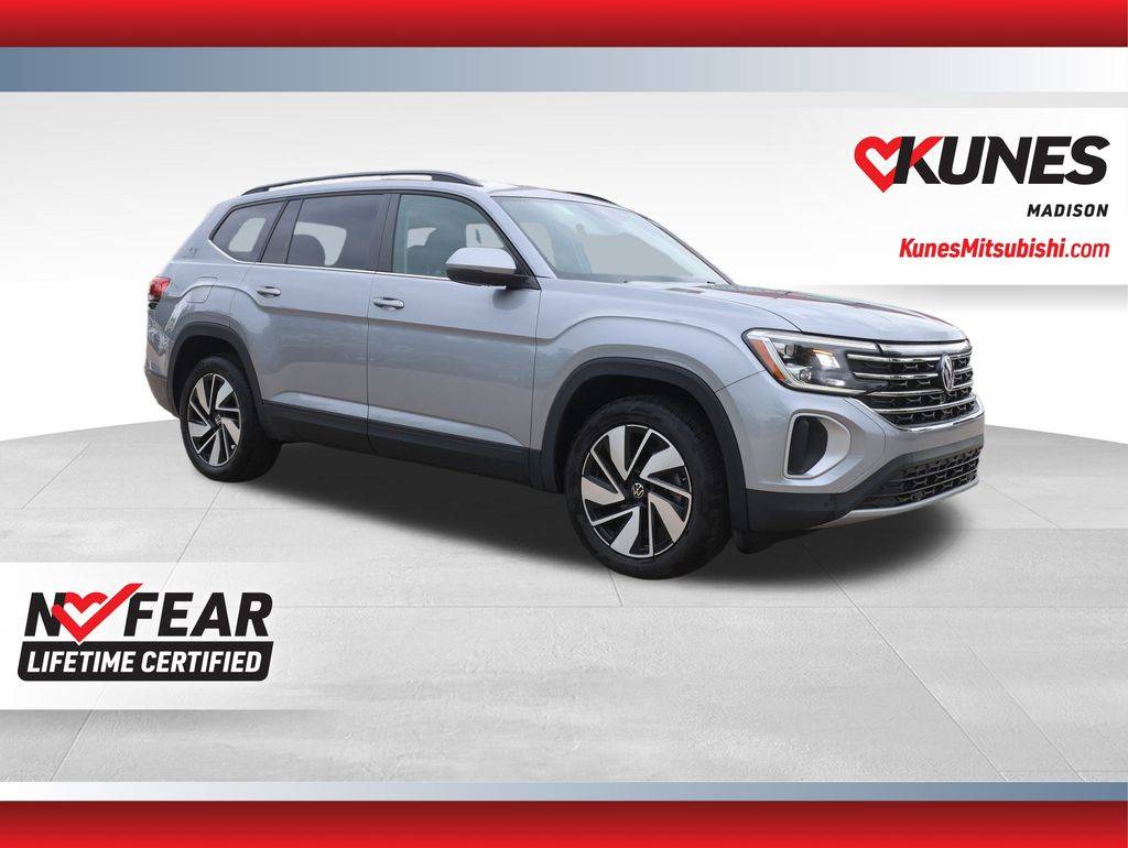 2024 Volkswagen Atlas SE with Technology — SUV — 51,077 mi — Madison, WI