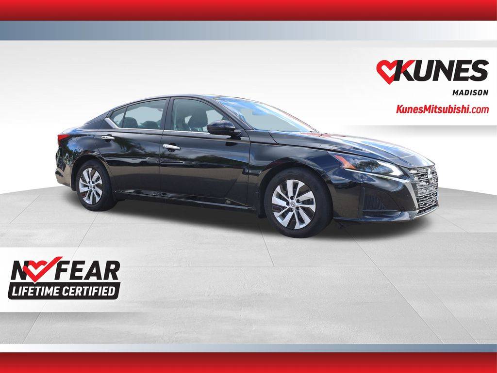 2023 Nissan Altima S — Sedan — 58,231 mi — Madison, WI
