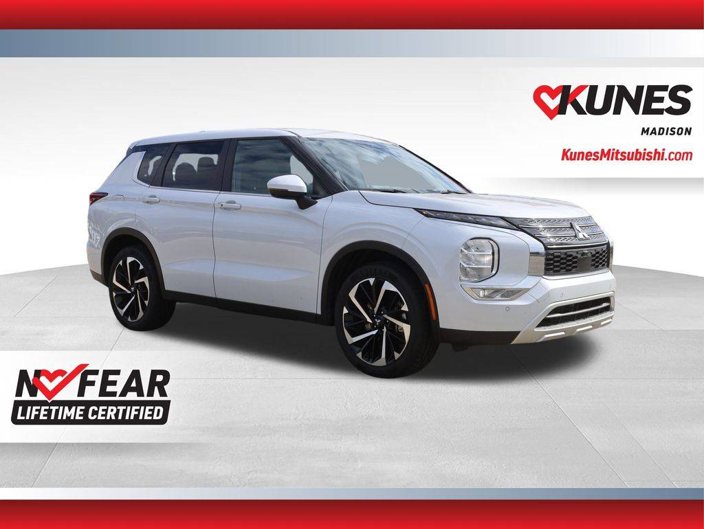 2023 Mitsubishi Outlander SE — SUV — 52,829 mi — Madison, WI