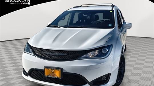 2020 Chrysler Pacifica Launch Edition — Minivan — 40,186 mi — Brooklyn, NY
