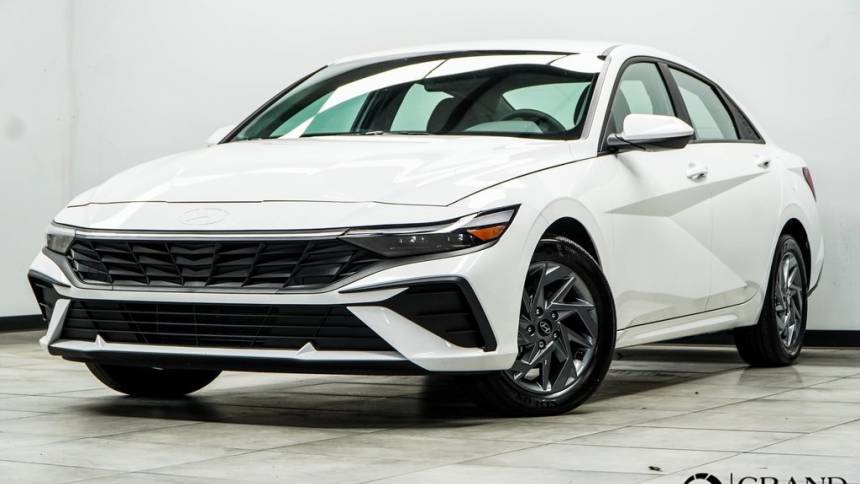 2024 Hyundai Elantra SEL — Sedan — 3,540 mi — Marietta, GA