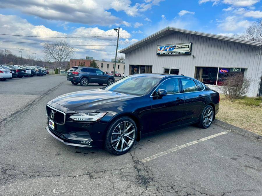 2017 Volvo S90 Momentum — Sedan — 101,969 mi — Berlin, CT