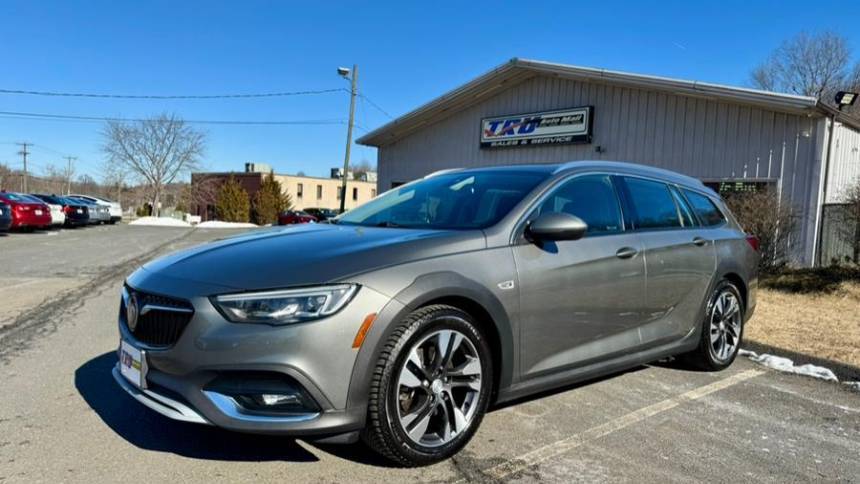 2018 Buick Regal TourX Essence — Wagon — 98,330 mi — Berlin, CT