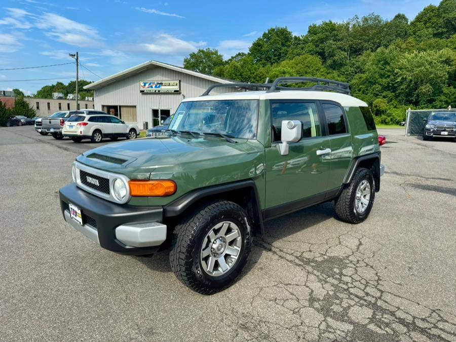 2014 Toyota FJ Cruiser Base — SUV — 112,591 mi — Berlin, CT