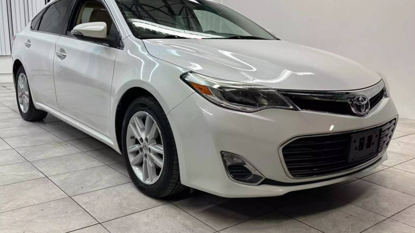 2014 Toyota Avalon XLE — Sedan — 118,190 mi — Chantilly, VA