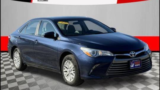 2017 Toyota Camry LE — Sedan — 59,106 mi — Middle Island, NY