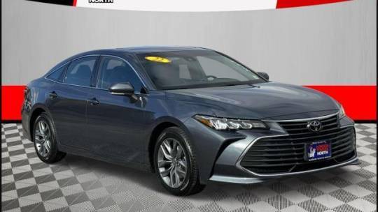 2022 Toyota Avalon XLE — Sedan — 22,811 mi — Middle Island, NY
