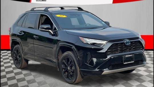 2022 Toyota RAV4 Hybrid SE — SUV — 17,556 mi — Middle Island, NY