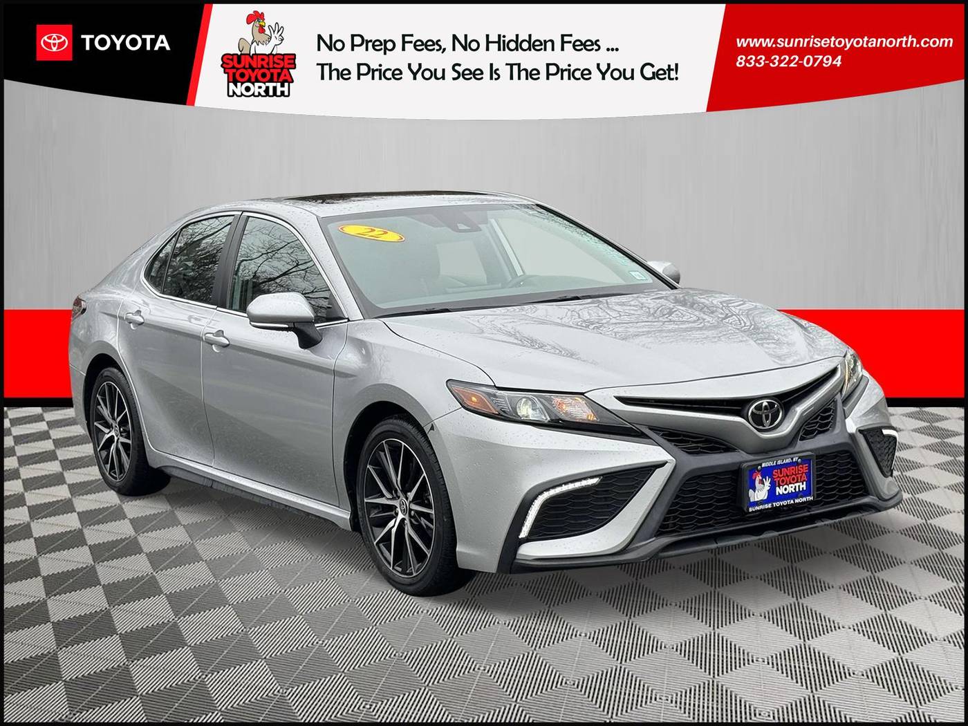 2022 Toyota Camry SE — Sedan — 13,839 mi — Middle Island, NY