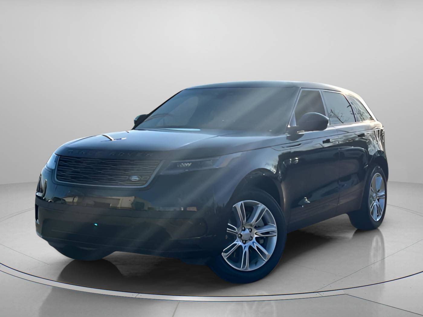 2026 Land Rover Range Rover Velar S — SUV — 19 mi — Creve Coeur, MO