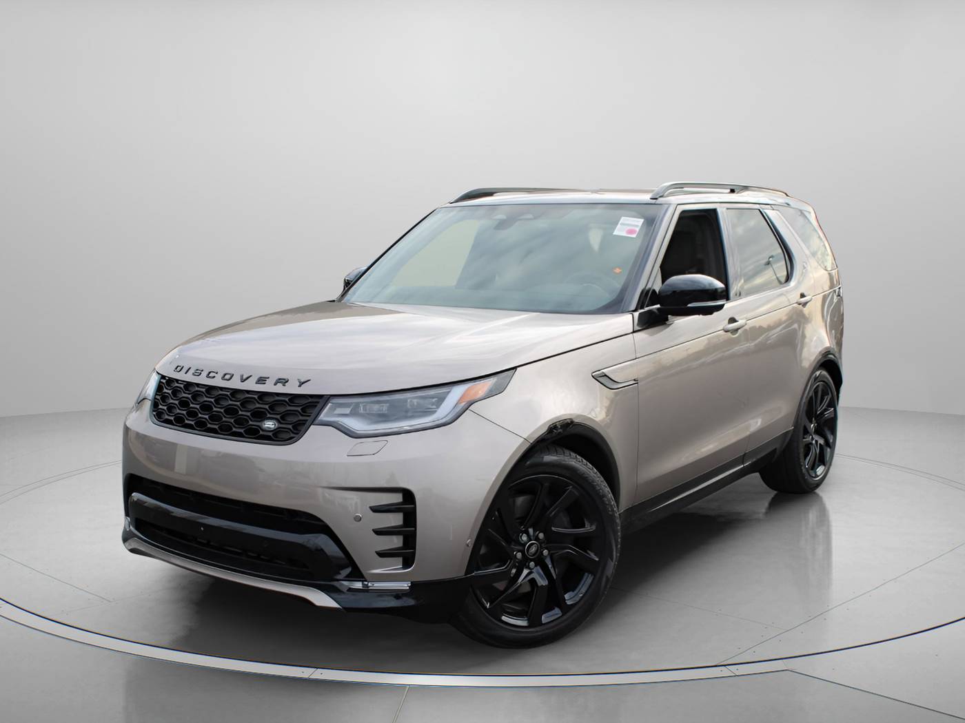 2025 Land Rover Discovery Dynamic SE — SUV — 16 mi — Creve Coeur, MO