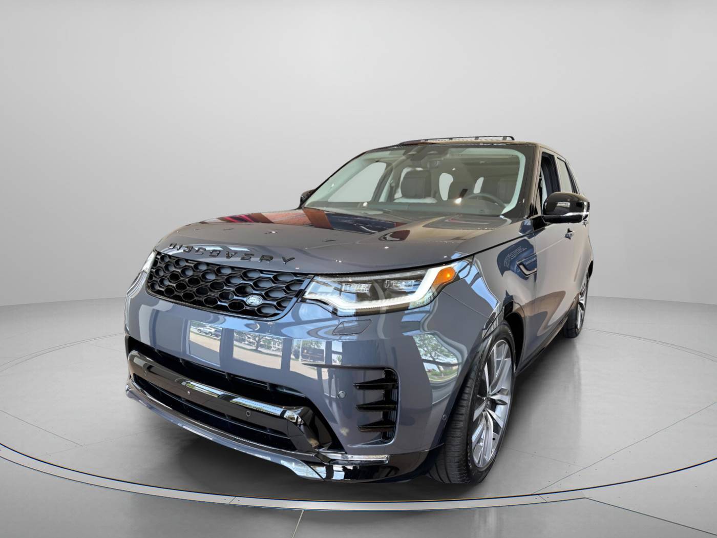 2025 Land Rover Discovery Dynamic SE — SUV — 203 mi — Creve Coeur, MO