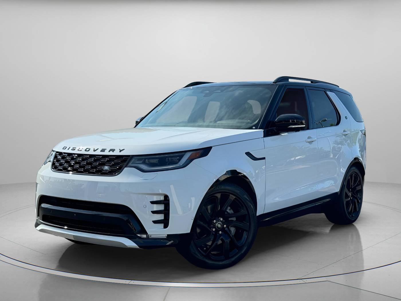 2025 Land Rover Discovery Dynamic SE — SUV — 10 mi — Creve Coeur, MO