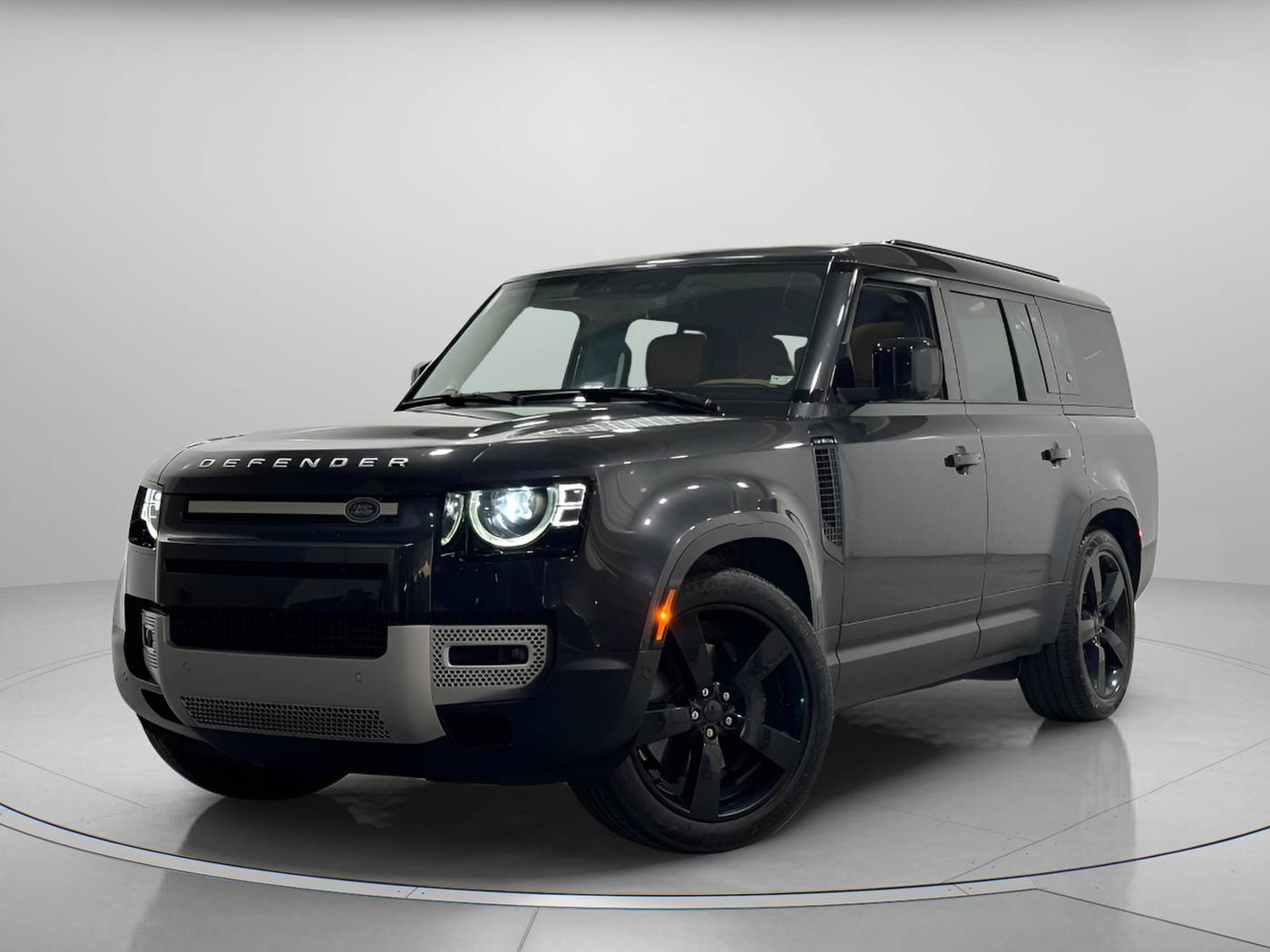 2023 Land Rover Defender First Edition — SUV — 23,972 mi — Creve Coeur, MO