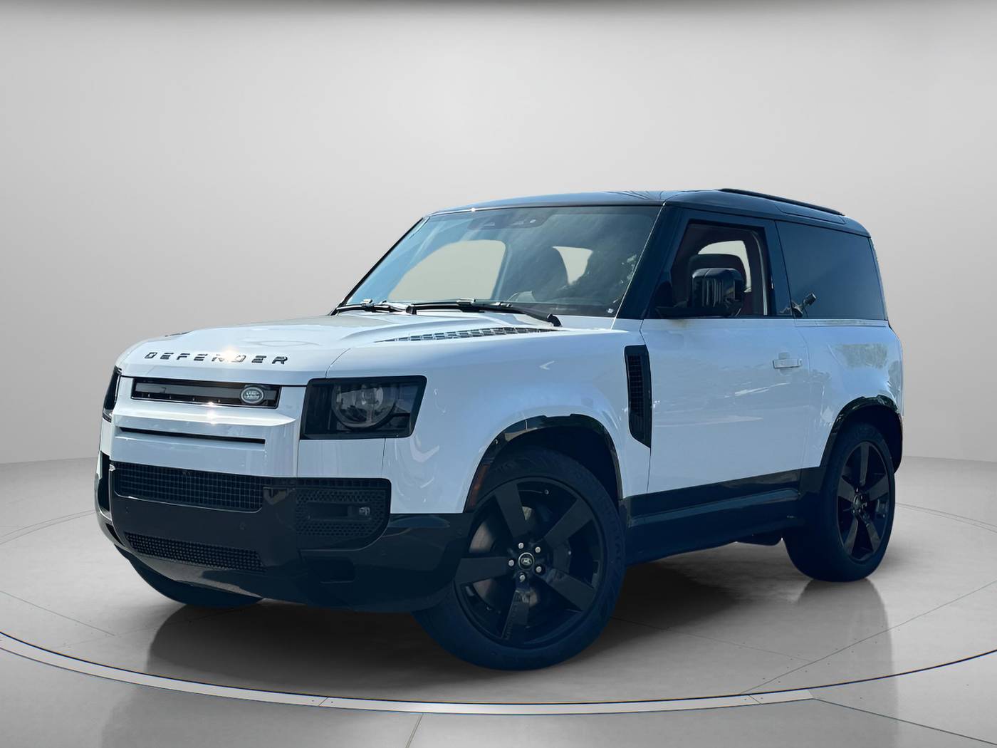 2025 Land Rover Defender X-Dynamic SE — SUV — 20 mi — Creve Coeur, MO