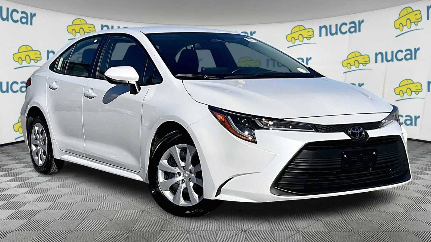 2024 Toyota Corolla LE — Sedan — 5,597 mi — Norwood, MA