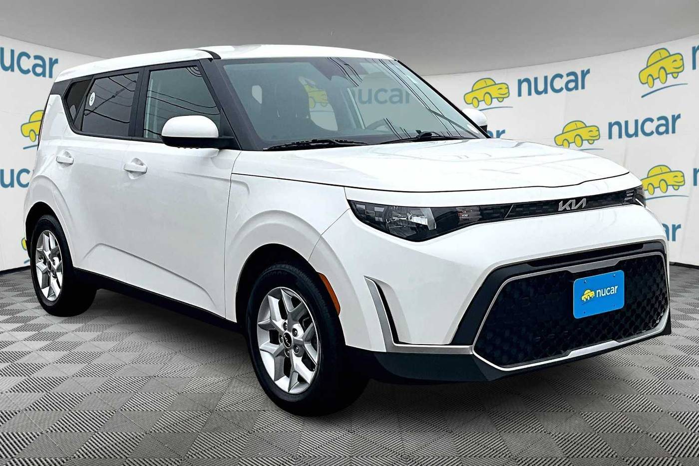 2023 Kia Soul LX — Hatchback — 15,485 mi — Norwood, MA