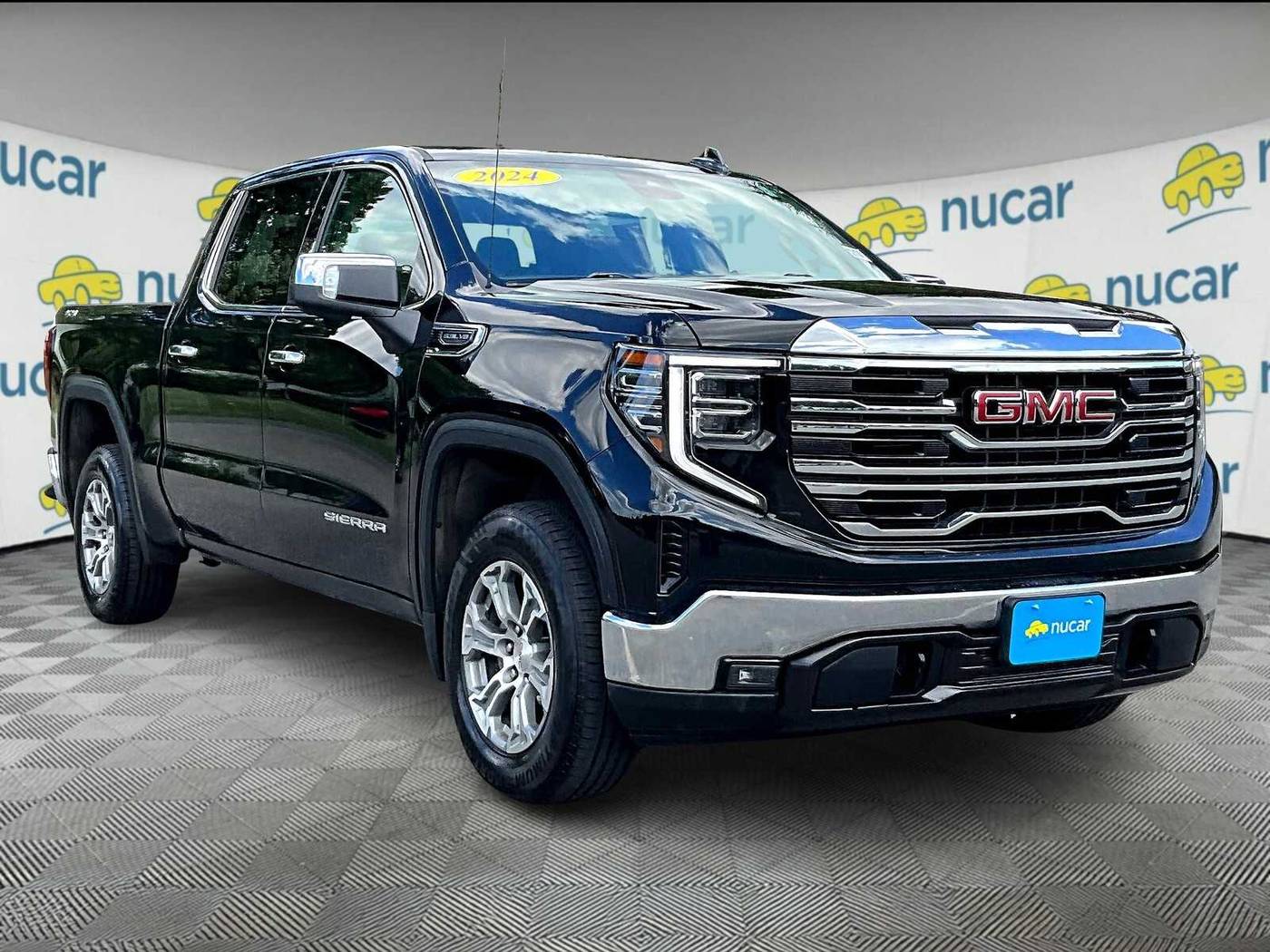 2024 GMC Sierra 1500 SLT — Pickup Truck — 26,069 mi — Norwood, MA