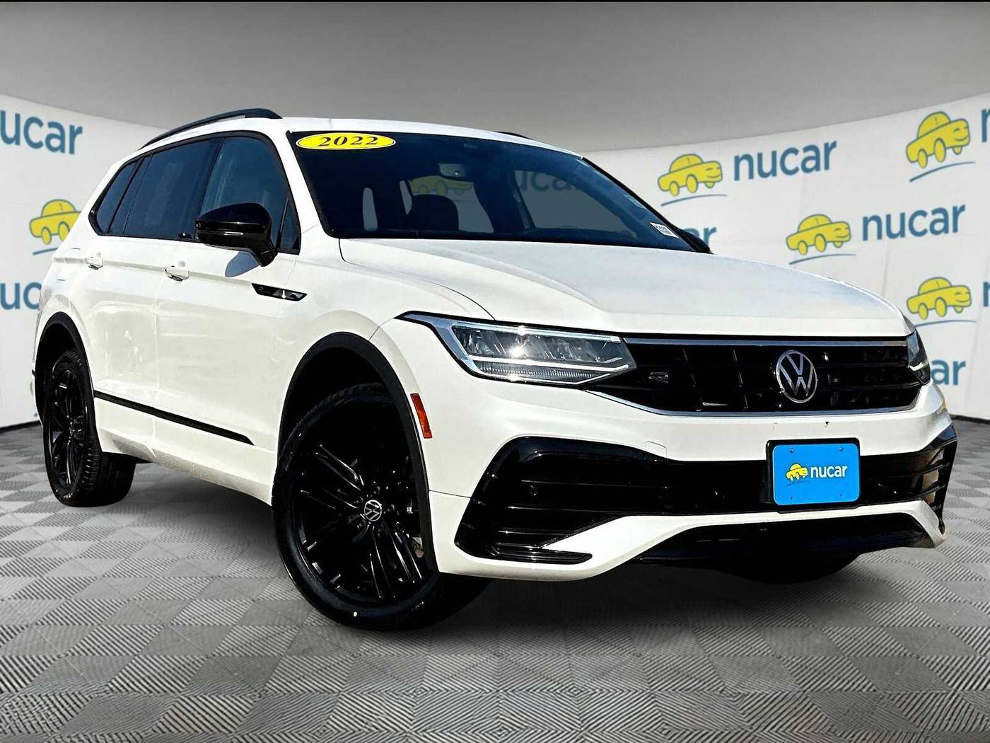 2022 Volkswagen Tiguan SE R-Line Black — SUV — 46,789 mi — North Attleboro, MA